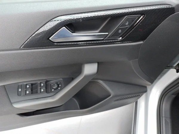 VOLKSWAGEN Taigo (2025) — foto 5 van 15