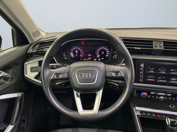 AUDI Q3 Sportback (2020) — foto 5 van 33