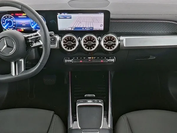 Mercedes-Benz EQB (2025) — foto 6 van 11