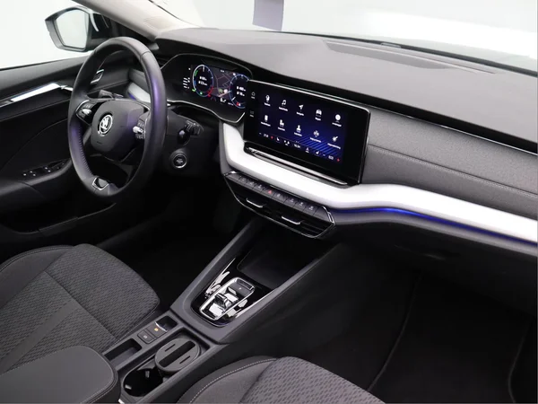 SKODA Octavia Combi (2024) — foto 17 van 18