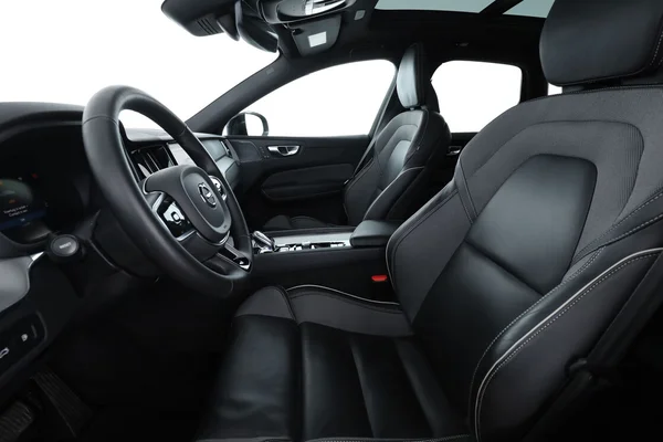 Volvo XC60 (2024) — foto 16 van 16
