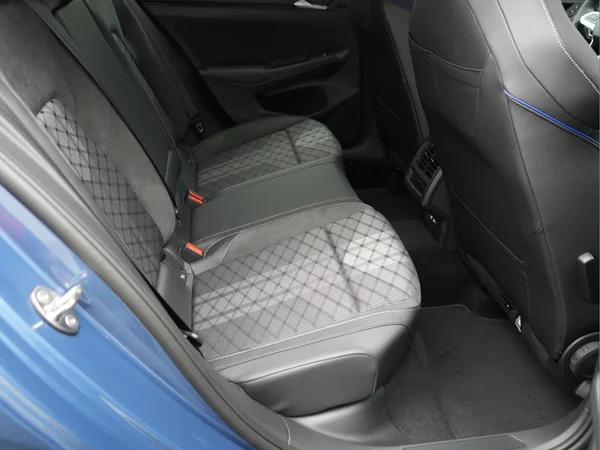 VOLKSWAGEN Golf VIII (2026) — foto 9 van 10