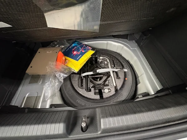 VOLKSWAGEN Polo (2025) — foto 21 van 22