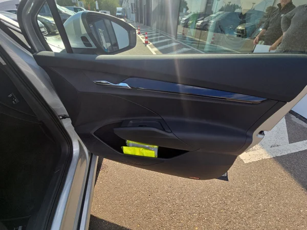 SKODA Enyaq Coupé (2025) — foto 13 van 24