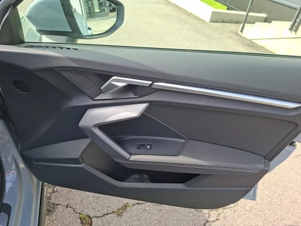AUDI A3 Allstreet (2025) — foto 9 van 24