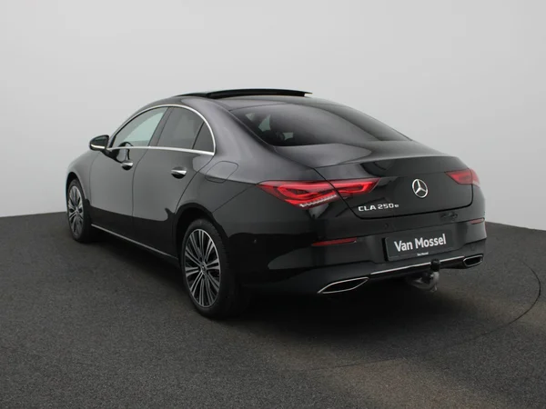 Mercedes-Benz CLA (2022) — foto 12 van 53