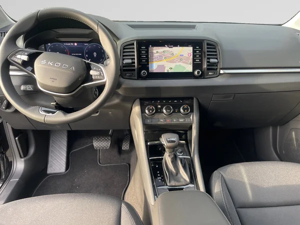 SKODA Karoq (2025) — foto 3 van 24