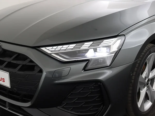 AUDI A3 Sportback (2025) — foto 8 van 18
