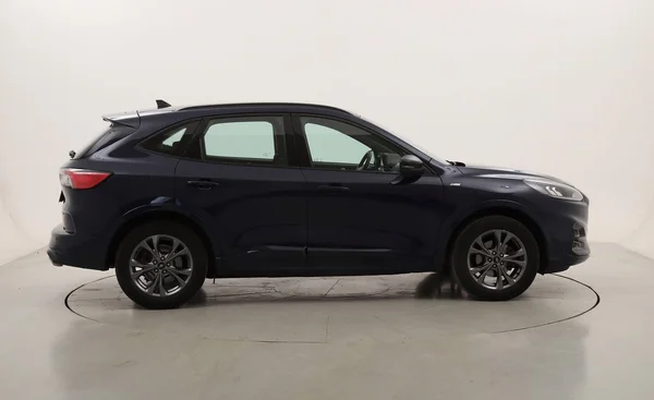 Ford Kuga HEV (2022) — foto 26 van 29