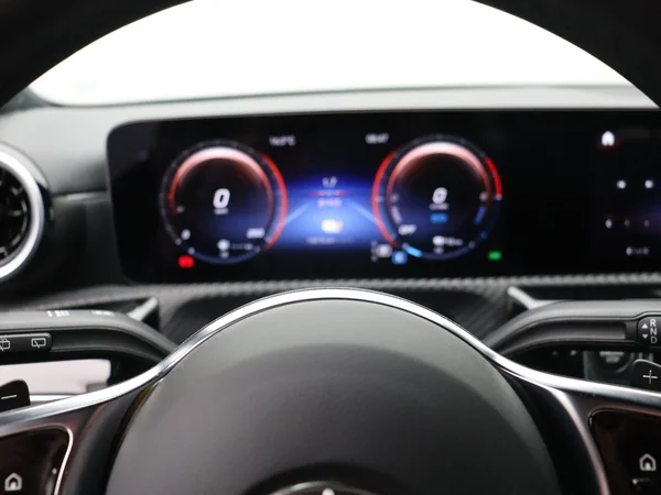 Mercedes-Benz A-Klasse (2023) — foto 2 van 23
