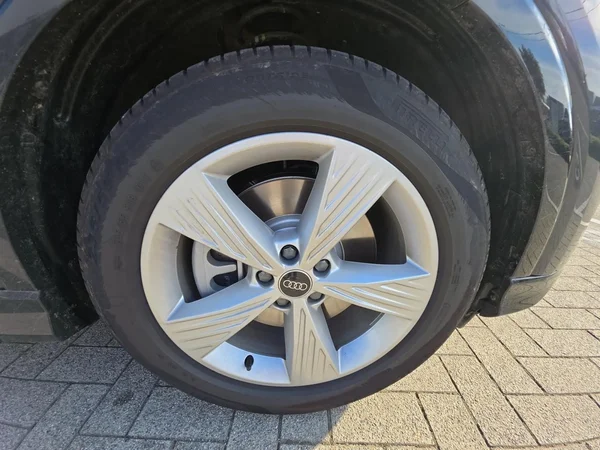 AUDI Q4 e-tron (2026) — foto 17 van 24