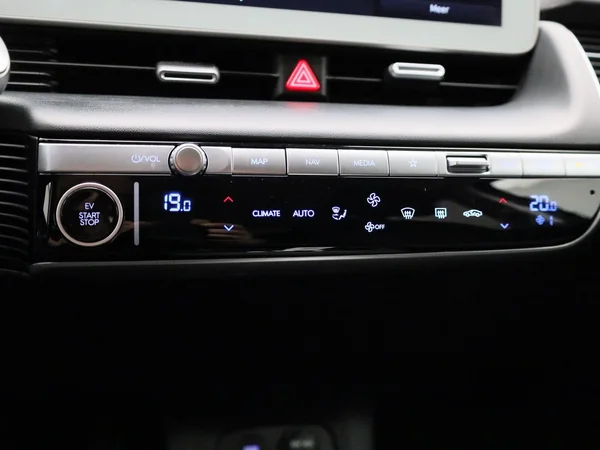 Hyundai IONIQ 5 (2023) — foto 8 van 39
