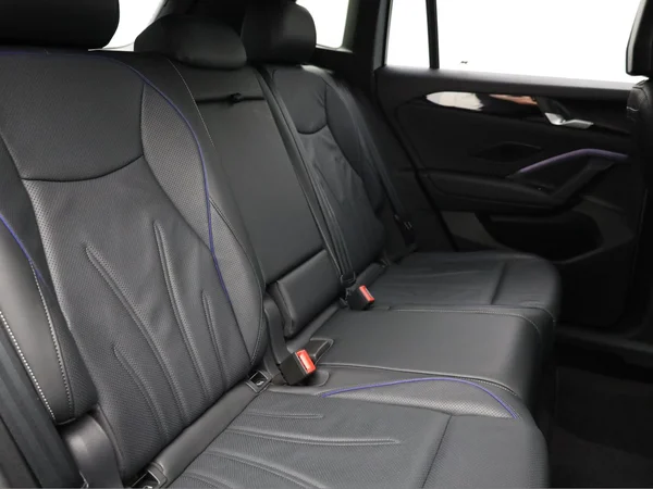 VOLKSWAGEN Tiguan (2025) — foto 24 van 24