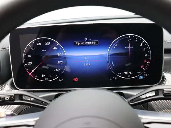 Mercedes-Benz C-Klasse (2025) — foto 2 van 30