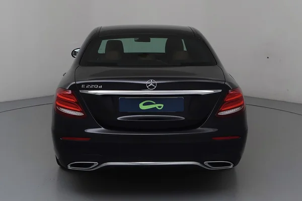 Mercedes-Benz E-Class (W213) (2019) — foto 29 van 34