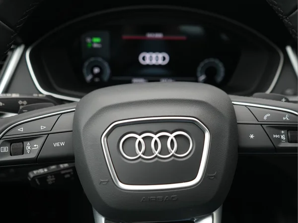 AUDI Q5 PHEV (2025) — foto 16 van 32