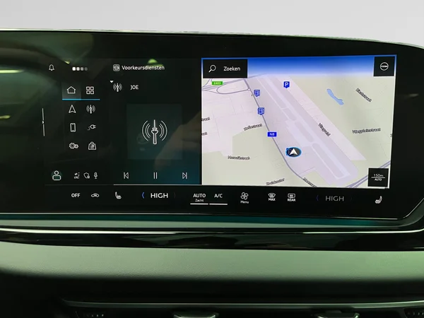 AUDI A5 e-hybrid (PHEV) (2025) — foto 4 van 24