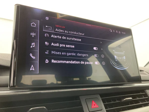 AUDI A4 Avant (2021) — foto 25 van 36