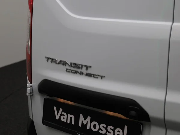Ford Transit Connect (2020) — foto 35 van 45