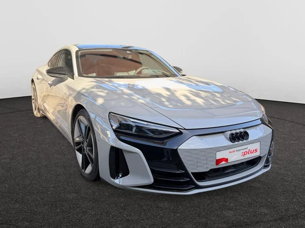 AUDI RS e-tron GT (2022) — foto 18 van 21