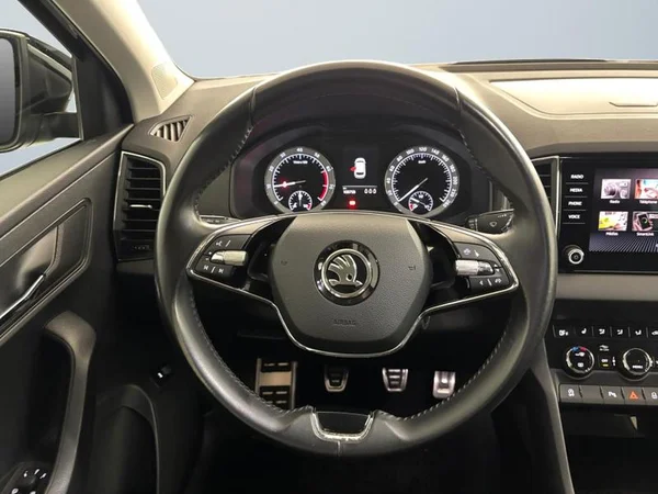SKODA Karoq (2021) — foto 5 van 17