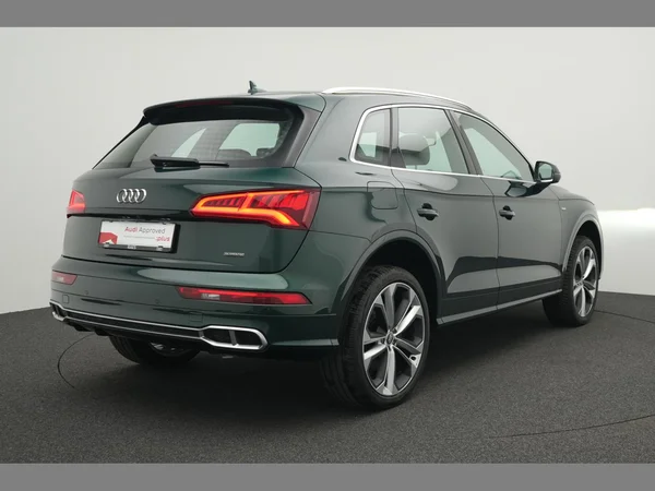 AUDI Q5 PHEV (2020) — foto 12 van 35