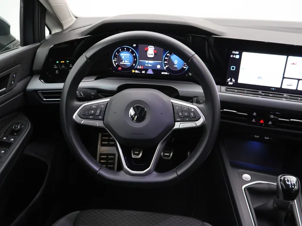VOLKSWAGEN Golf VIII (2023) — foto 5 van 25