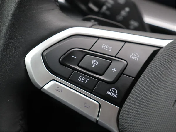 VOLKSWAGEN Tayron (2025) — foto 8 van 16