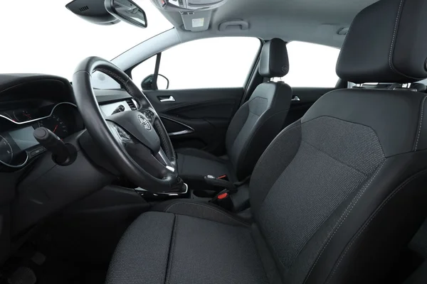Opel Crossland X (2022) — foto 16 van 16