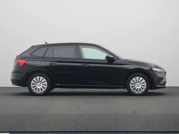 SKODA Scala (2024) — foto 15 van 17