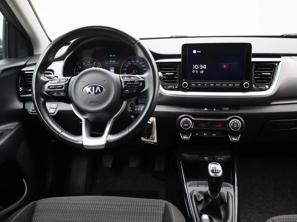 Kia Stonic (2021) — foto 38 van 40