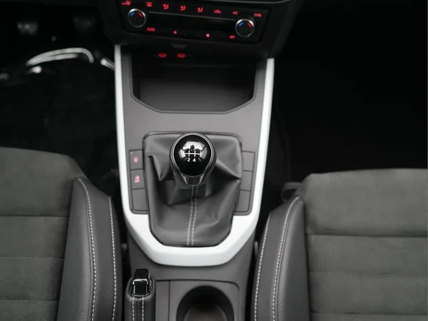 SEAT Arona (2023) — foto 14 van 40