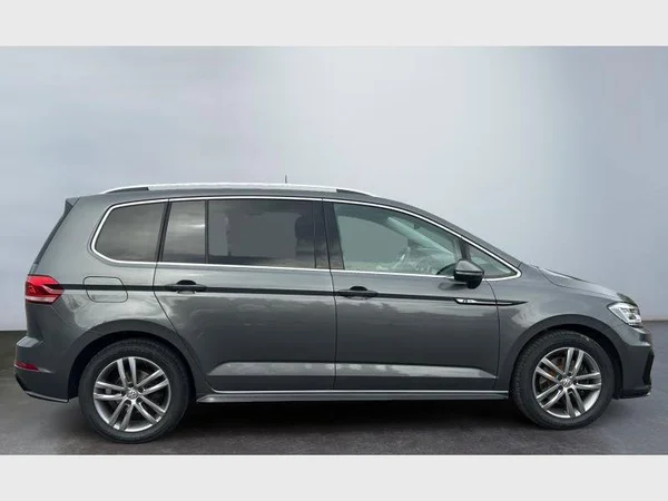 Volkswagen Touran (2020) — foto 28 van 31