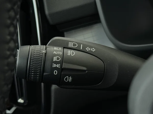VOLVO XC40 (2023) — foto 16 van 32