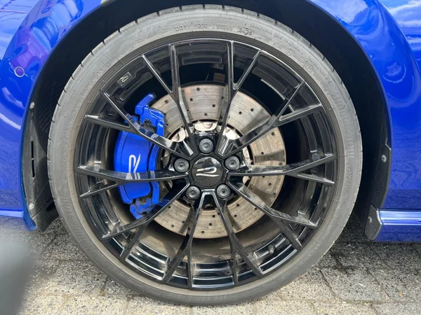 VOLKSWAGEN Golf VIII R (2025) — foto 16 van 24
