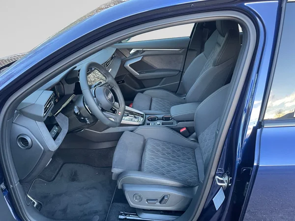 AUDI A3 Sportback PHEV (2025) — foto 3 van 24