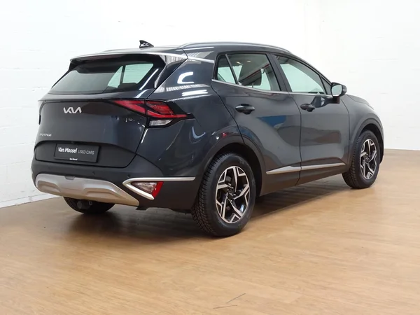 Kia Sportage (2023) — foto 23 van 26