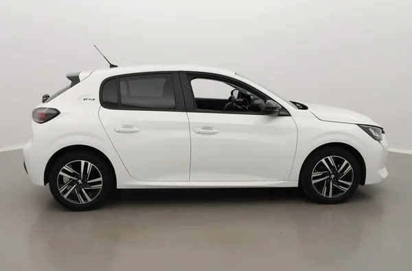 Peugeot 208 (2023) — foto 21 van 24