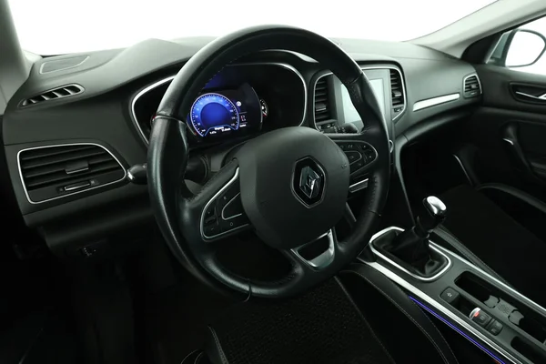 Renault Megane (2018) — foto 2 van 16