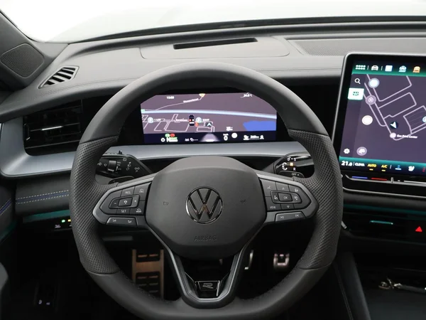 VOLKSWAGEN Tayron eHybrid (PHEV) (2026) — foto 9 van 24