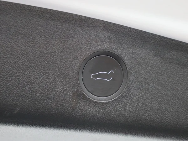 Tesla Model 3 (2023) — foto 5 van 44