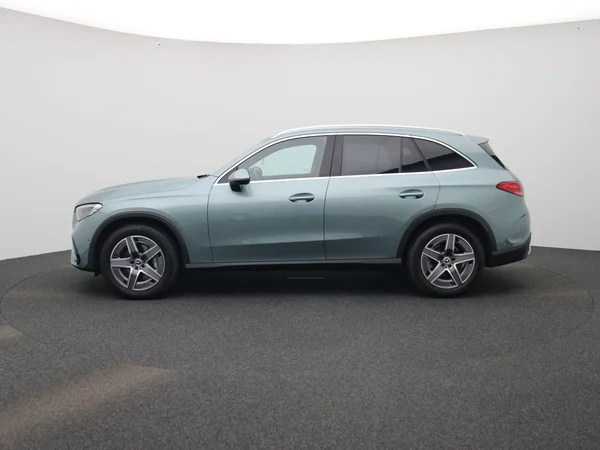 Mercedes-Benz GLC (2025) — foto 34 van 49