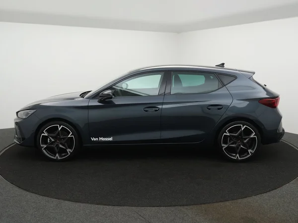 CUPRA Leon (2025) — foto 15 van 23