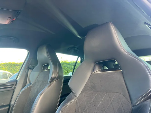 SKODA Kodiaq (2023) — foto 13 van 24