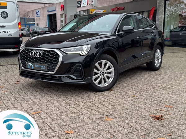Audi Q3 (2022) — foto 34 van 55