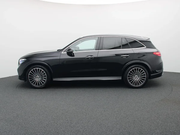 Mercedes-Benz GLC (2024) — foto 30 van 35