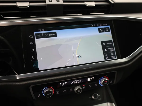 AUDI Q3 (2019) — foto 11 van 20