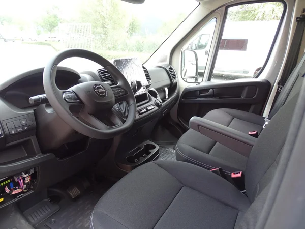 Opel Movano (2026) — foto 2 van 20