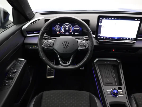 VOLKSWAGEN T-Roc (2026) — foto 5 van 23