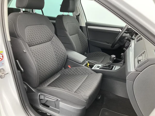 SKODA Superb Combi (2020) — foto 26 van 35